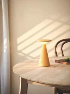 Søstrene Grene LED-bordlampe