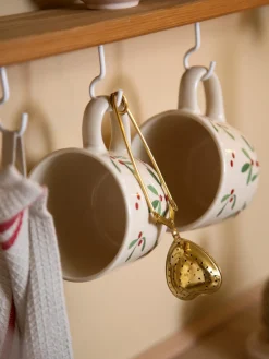 Søstrene Grene Tesi